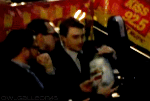 photo tumblr_lyn39ctNHh1qbe9ezo1_400.gif